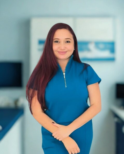Dra. Vicerly Vargas - Ortodoncia y Estética